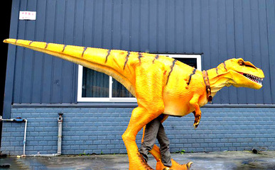 恐龍皮套 跨越時空的文化藝術服務新載體